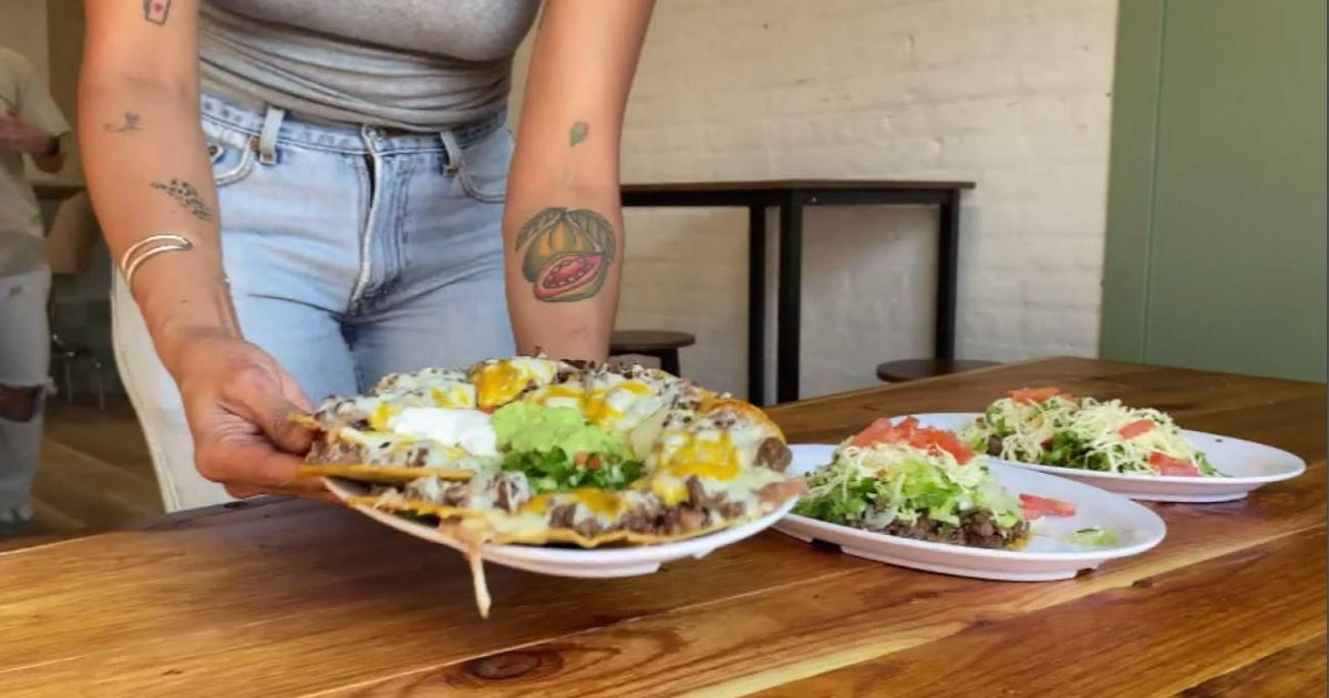 Foodie Friday El Famous Burrito grand reopening CBS Chicago