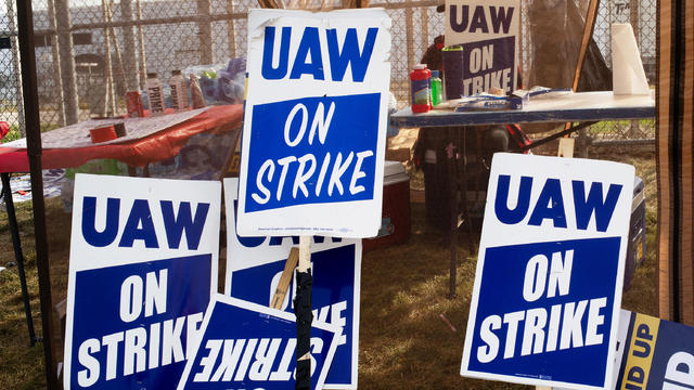 United Auto Workers Go On Strike After Contract Talks Break Down 