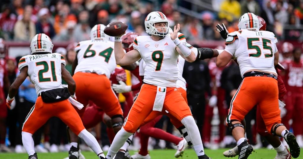Unbeaten No. 20 Miami routs Temple 41-7 as Tyler Van Dyke throws for 3 TDs Unbeaten No. 20 Miami routs Temple 41-7 as Tyler Van Dyke throws for 3 TDs