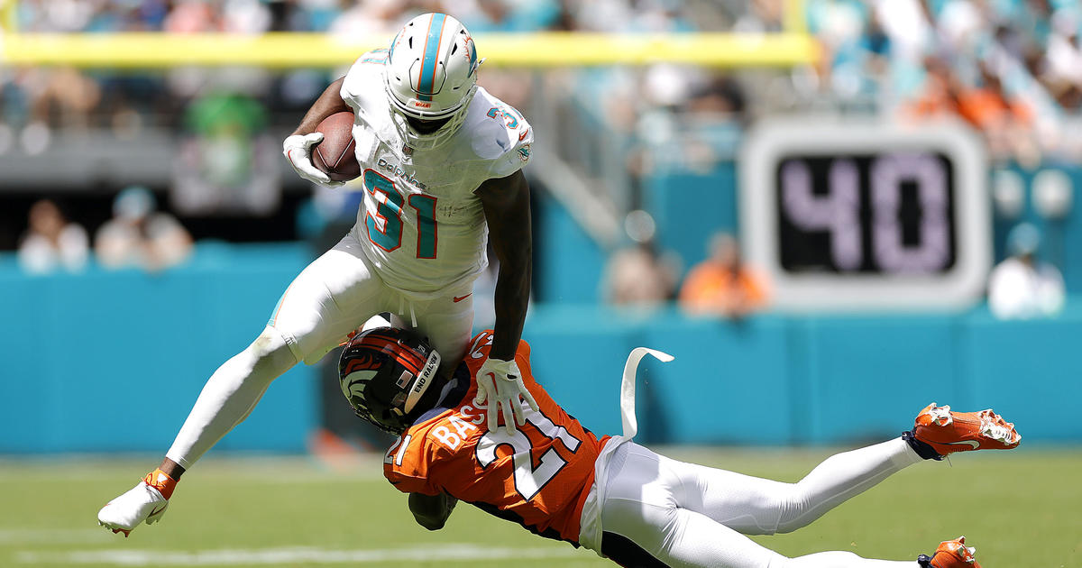 Miami Dolphins defeat Denver Broncos 70-20 in their first home game of  season - CBS Miami