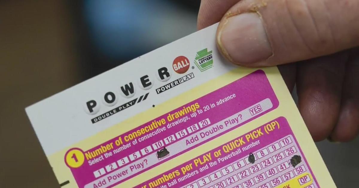 Powerball jackpot grows to estimated $1.04 billion, fourth-largest prize in game's history