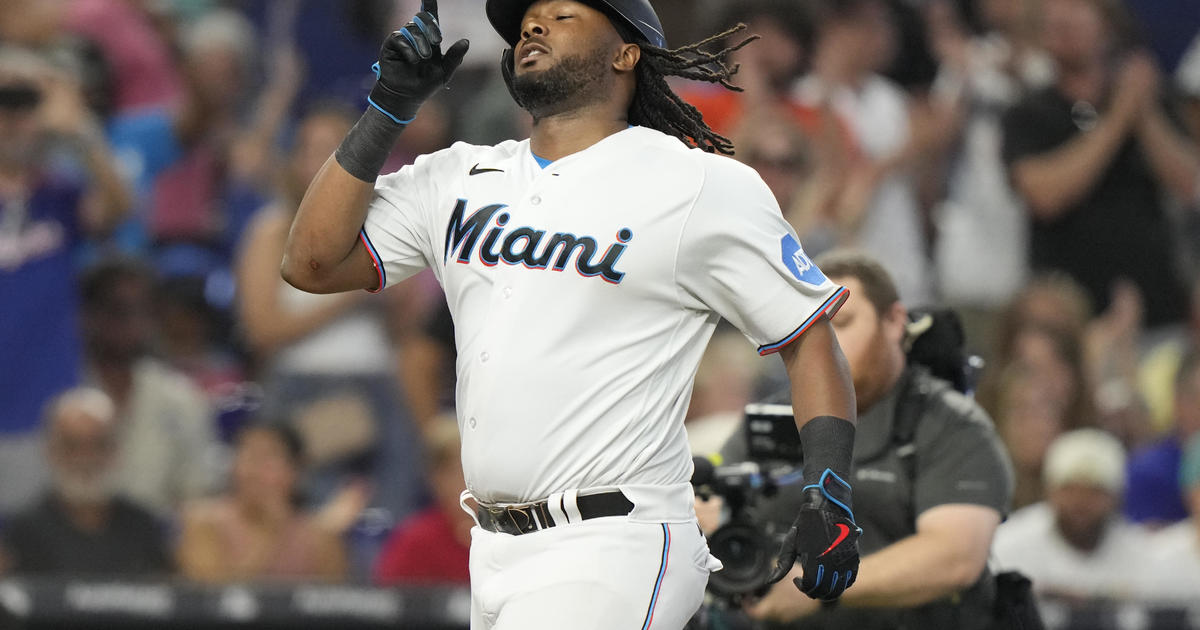 Marlins 6-1 earn helps prevent Brewers from clinching NL Central