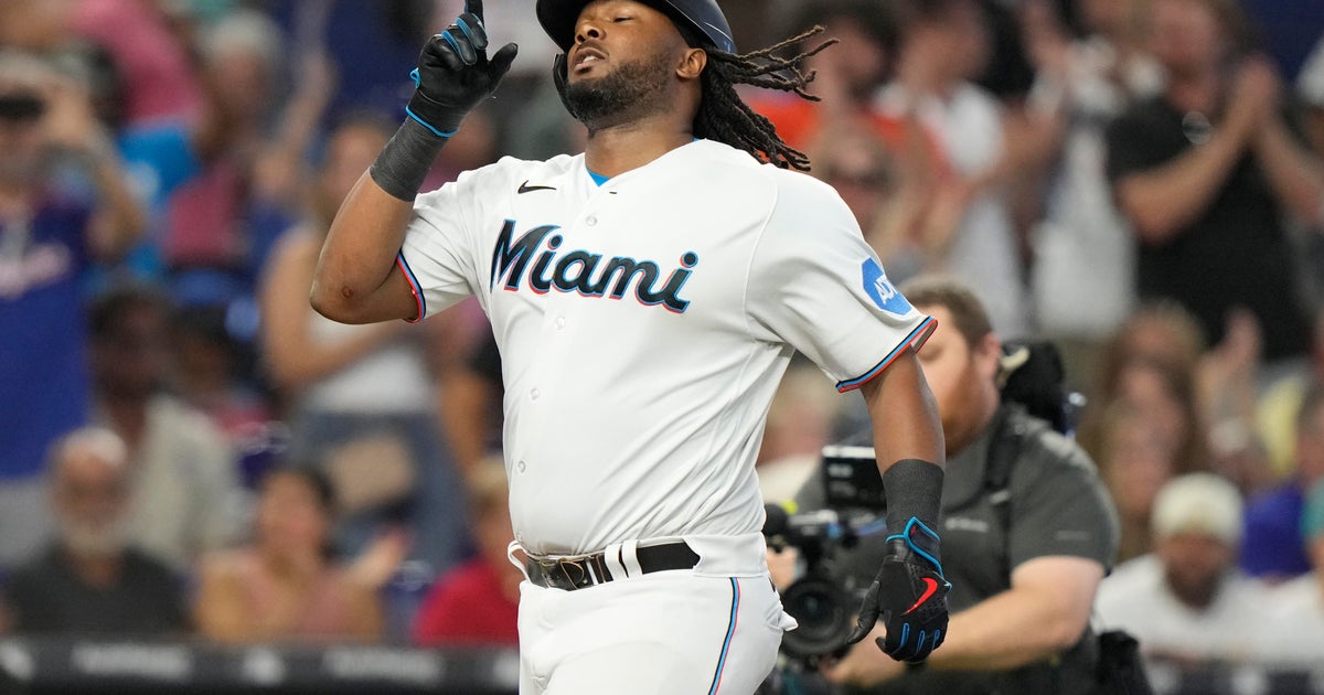 Marlins 6-1 earn helps prevent Brewers from clinching NL Central Marlins 6-1 earn helps prevent Brewers from clinching NL Central