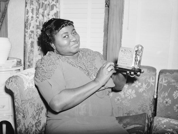 Hattie McDaniel with Academy Award
