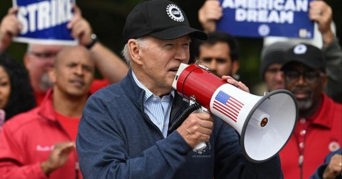 Biden Makes History On UAW Picket Line - CBS News