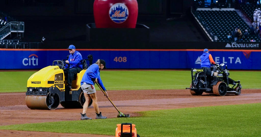 Marlins-Mets recreation postponed owing to unplayable discipline situations prompted by tropical storm Marlins-Mets recreation postponed owing to unplayable discipline situations prompted by tropical storm