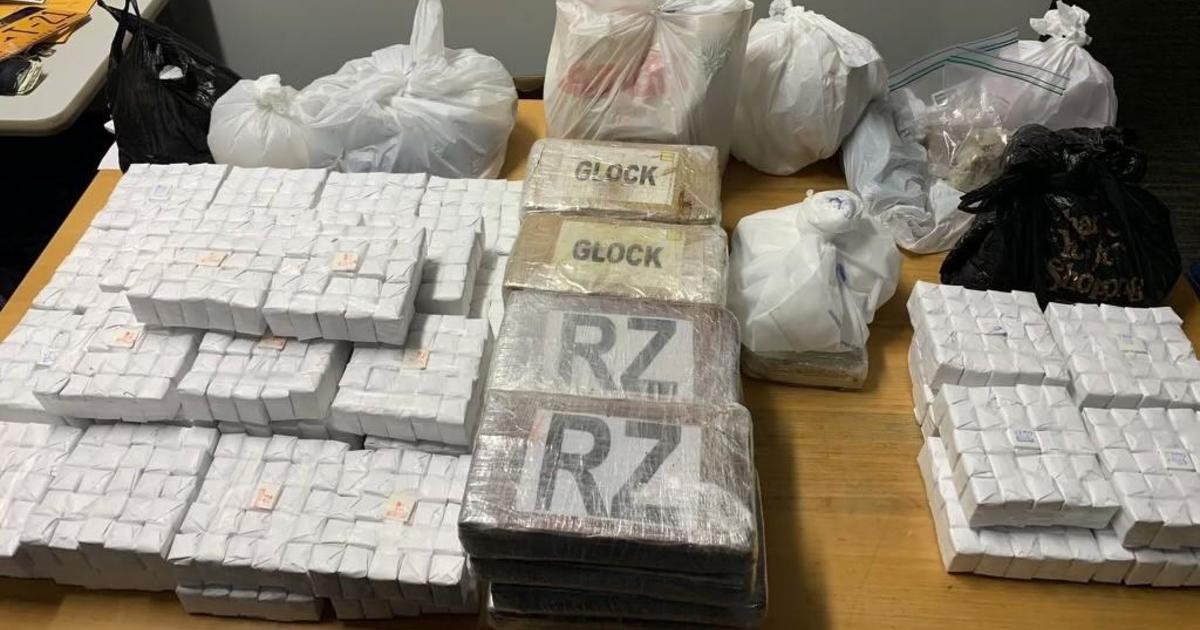Feds: Man hauled more than 30 pounds of fentanyl through NYC subway