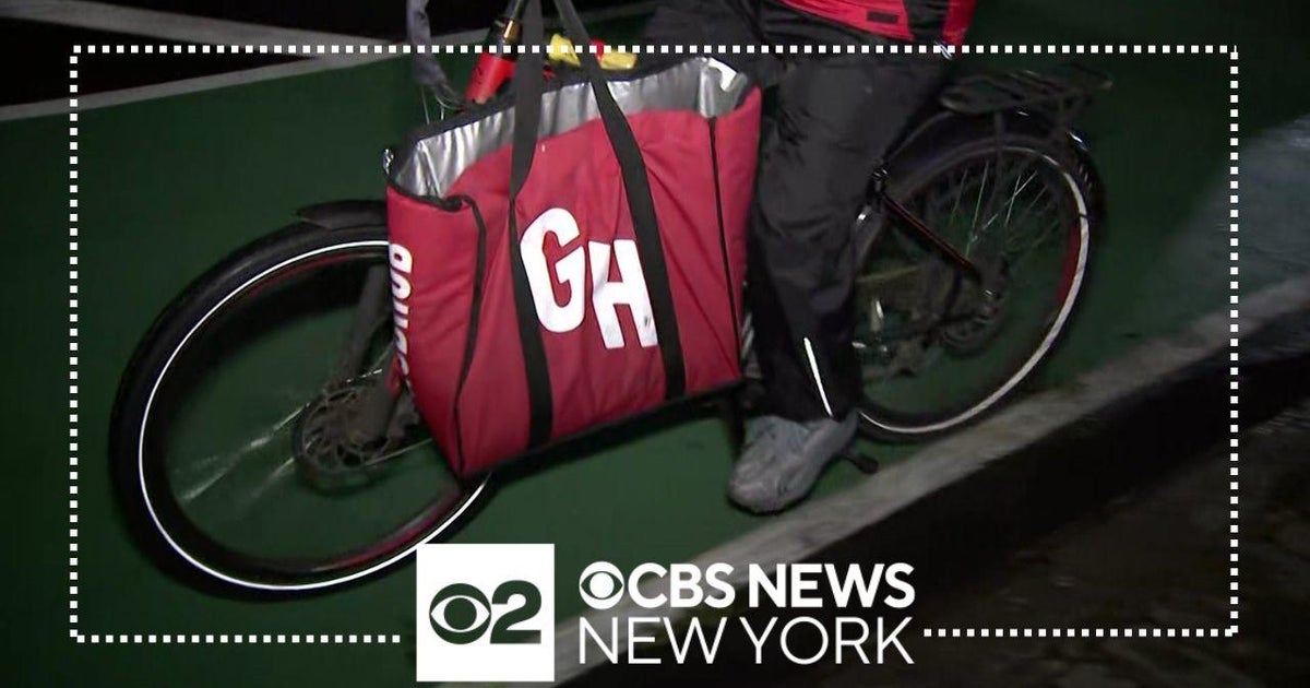 Judge says NYC can raise minimum wage for food delivery workers - CBS ...