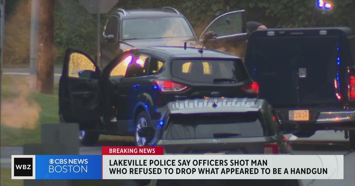 Lakeville police officer, off-duty Mass. state trooper shoot armed man ...