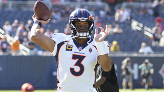 Russell Wilson throws 3 TDs, Broncos rally from 21 down to top Bears 31-28