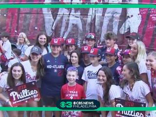 Phillies Fans Excited to Pick Up Postseason Gear After 11-Year Wait – NBC10  Philadelphia