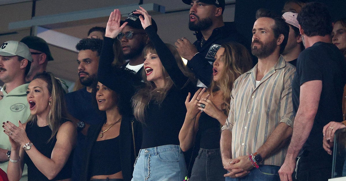 Taylor Swift a no-display at Chiefs-Vikings activity Taylor Swift a no-display at Chiefs-Vikings activity