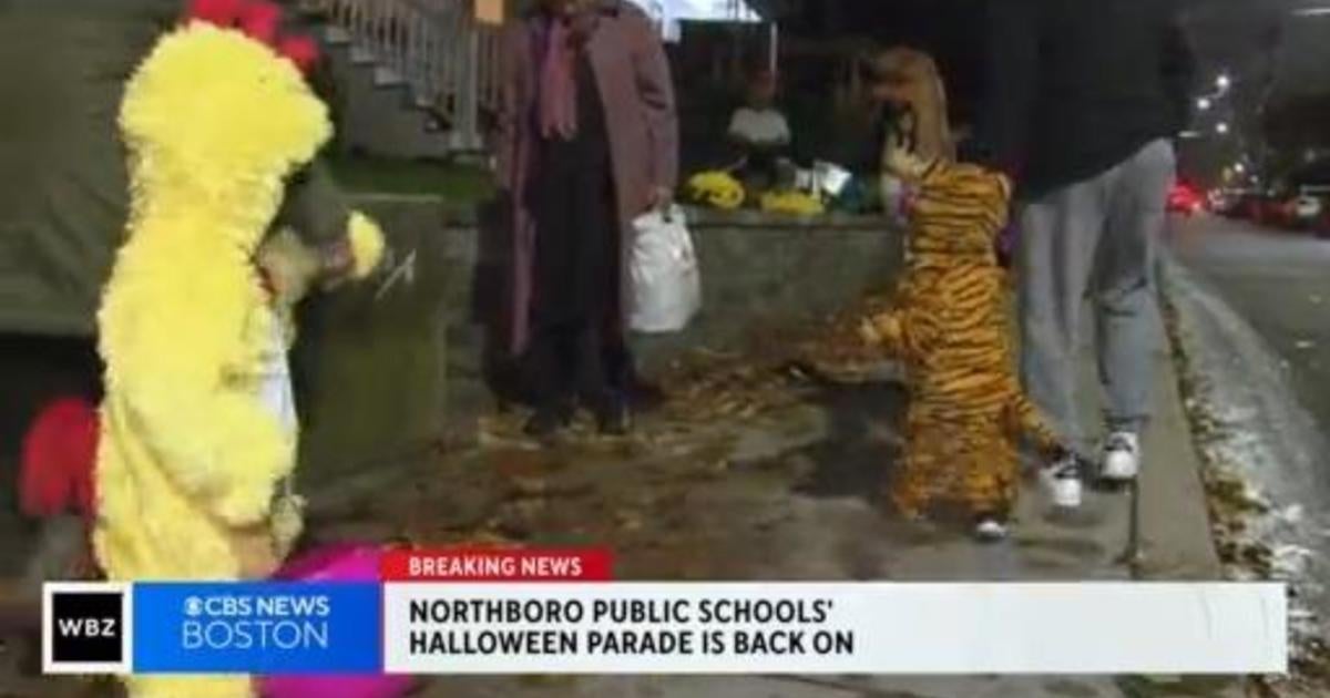 Halloween parade back on at Northboro schools - CBS Boston