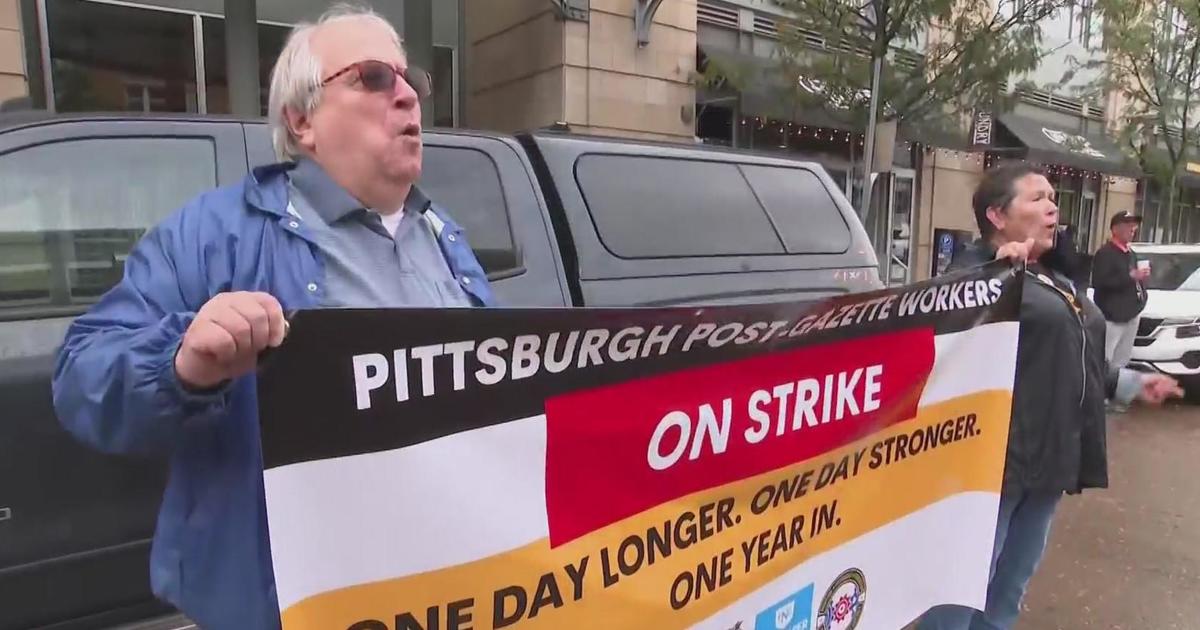 Sen. John Fetterman joins striking Pittsburgh Post-Gazette workers as union marks one year on strike