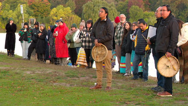 mon-raw-indigenous-peoples-day-sunrise-service-thurston-100923.jpg 