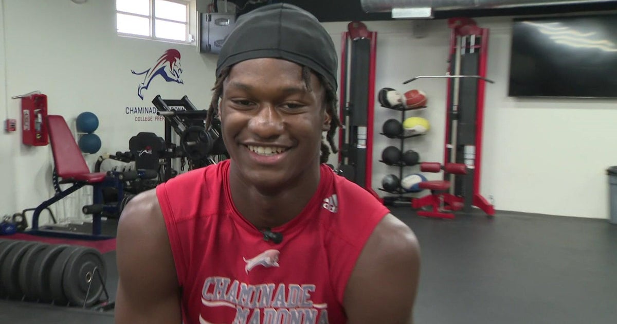 Cedrick Bailey: CBS Nat Moore Trophy nominee, QB at Chaminade-Madonna College or university Preparatory
