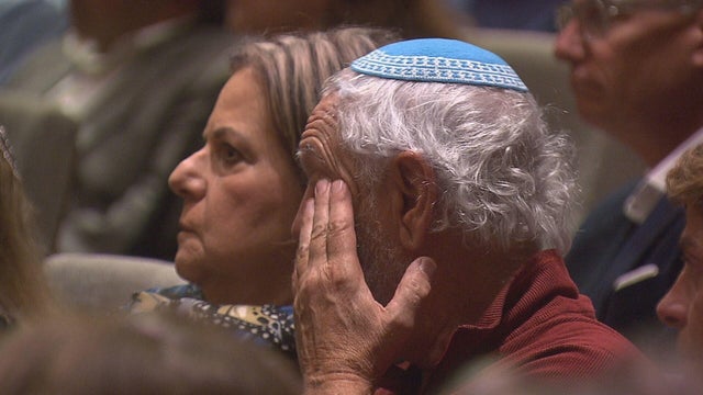 israel-vigil-mn-raw-01-concatenated-201017-frame-46701.jpg 