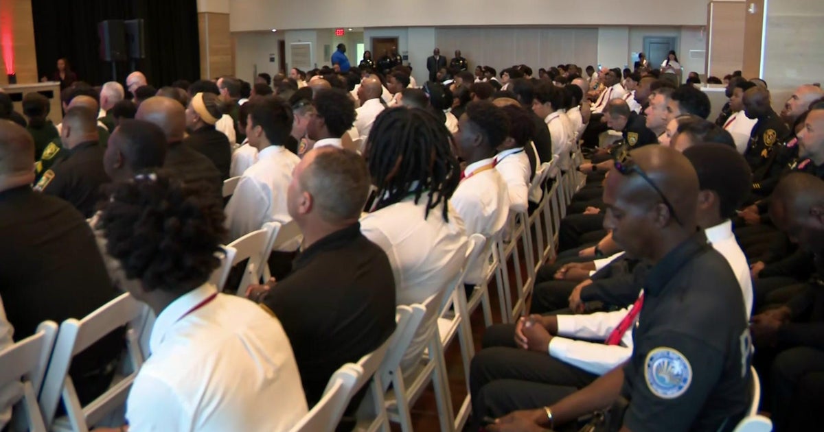 Rep. Frederica Wilson’s 5,000 Position Styles of Excellence hosts Miami-Dade youth conference Rep. Frederica Wilson’s 5,000 Position Styles of Excellence hosts Miami-Dade youth conference