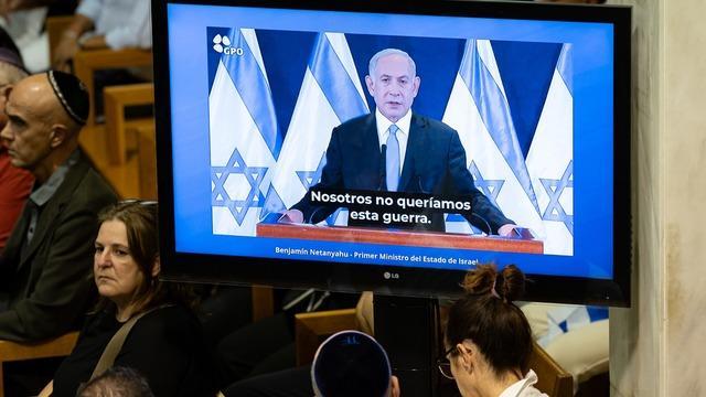 cbsn-fusion-israel-forms-wartime-unity-government-with-netanyahu-opposition-leader-gantz-thumbnail-2362758-640x360.jpg 