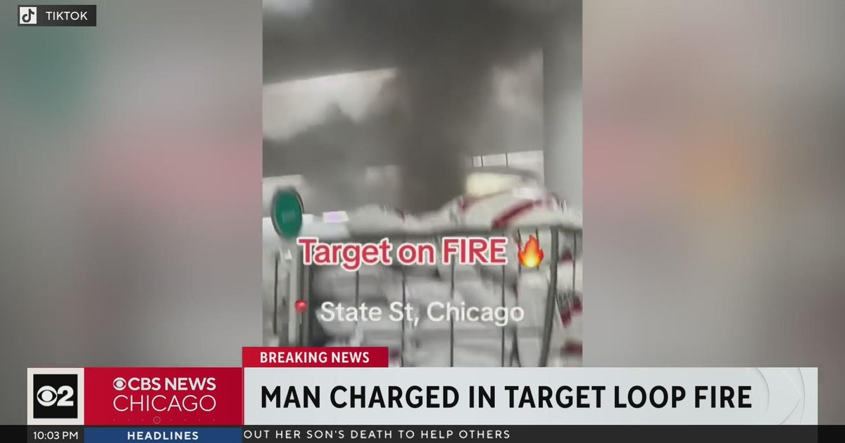 Man charged with arson in fire at Target store in downtown Chicago ...