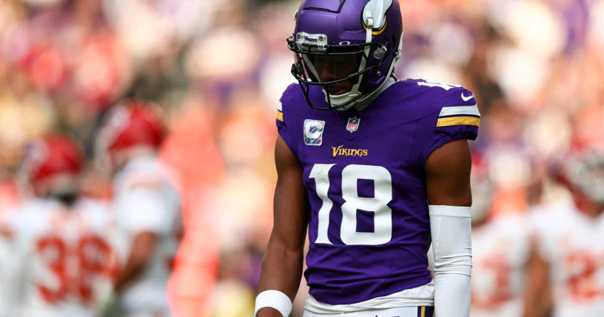 Vikings’ Justin Jefferson officially placed on injured reserve