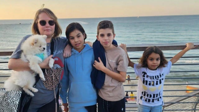 American mother living in Israel says U.S. evacuation effort confusing amid Israel-Hamas war: It's a mess