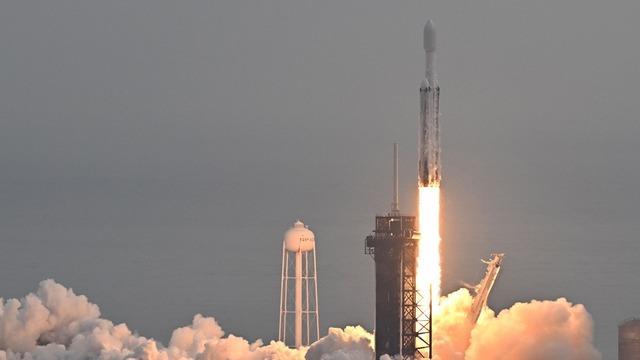 cbsn-fusion-nasa-launches-psyche-mission-to-metal-rich-asteroid-thumbnail-2369008-640x360.jpg 
