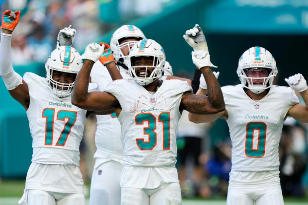 Panthers Dolphins Football