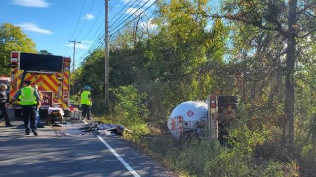 ROAD CLOSURE. OVERTURNED PROPANE TRUCK. FERRY ROAD / OLD IRON HILL ROAD DETAILS MAP  Sourced via CRIMEWATCH®: https://bucks.crimewatchpa.com/doylestowntwppd/17088/broadcasts/road-closure-overturned-propane-truck-ferry-road-old-iron-hill-road 