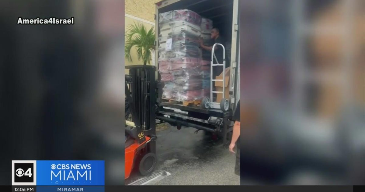 South Florida organization sending suitcases comprehensive of provides to troopers in Israel South Florida organization sending suitcases comprehensive of provides to troopers in Israel