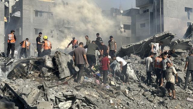 cbsn-fusion-israeli-airstrike-reportedly-kills-senior-hamas-commander-thumbnail-2378005-640x360.jpg 