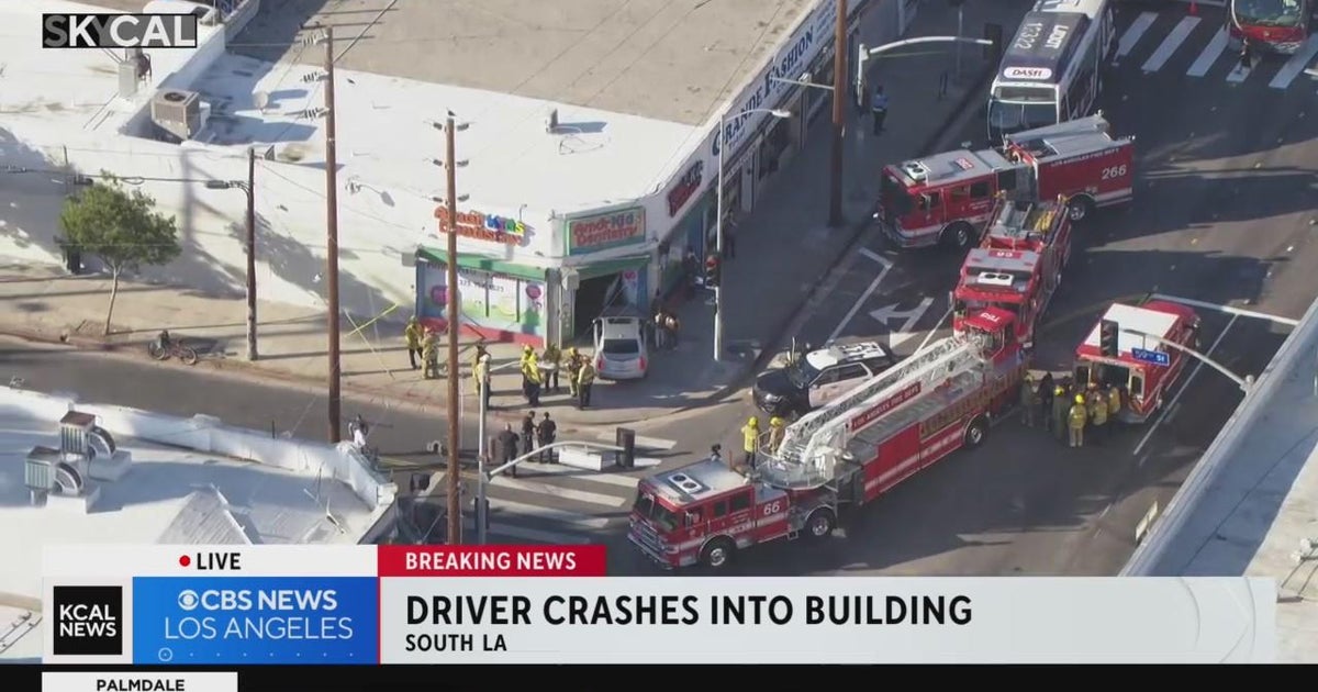 3 injured after driver crashes in South LA business - CBS Los Angeles