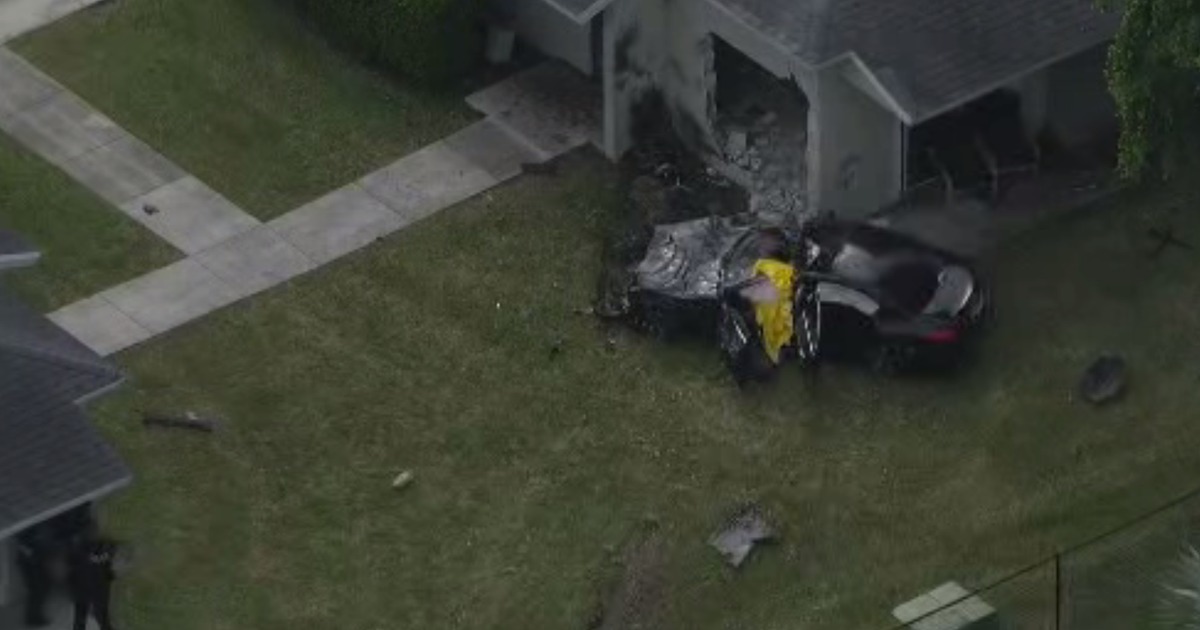 Driver, 17, killed pursuing chase, crash in Florida City, Miami-Dade law enforcement say Driver, 17, killed pursuing chase, crash in Florida City, Miami-Dade law enforcement say