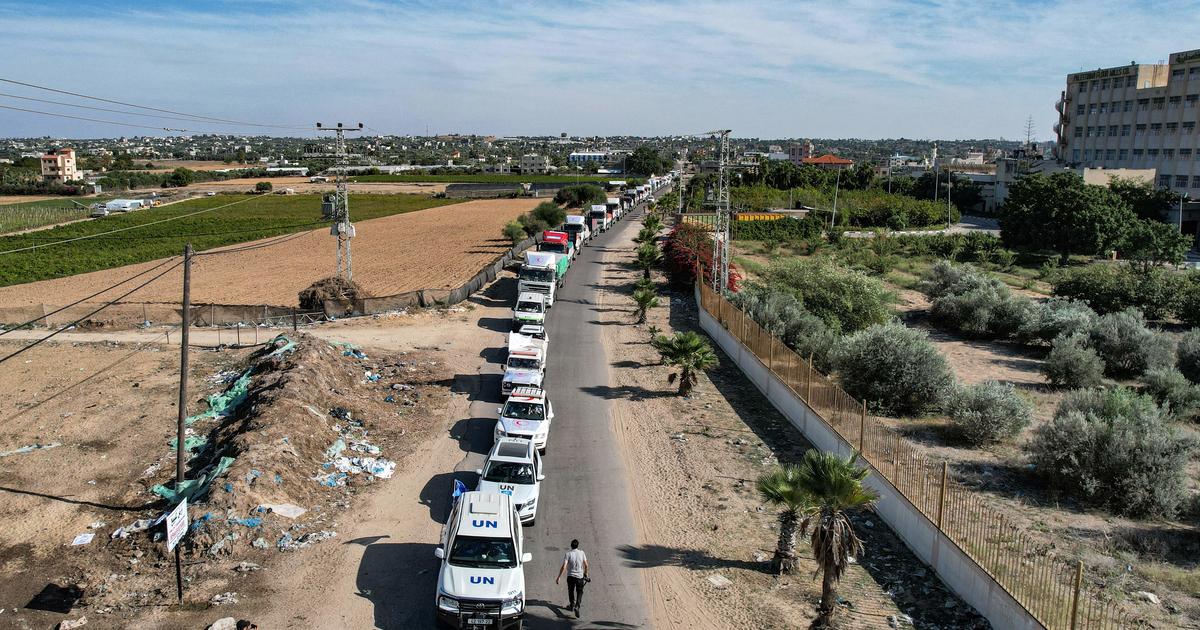 Egypt's border crossing opens to let aid into Gaza