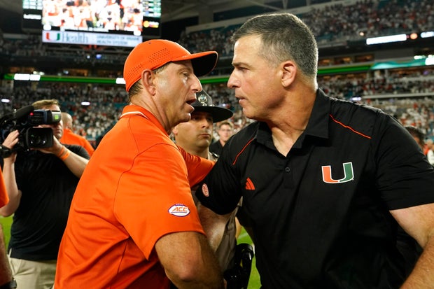 Without Van Dyke, Miami rallies and stuns Clemson 2820 in double OT