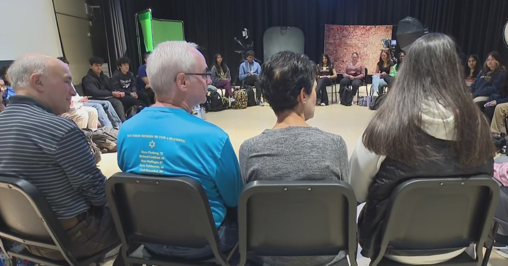 Family of Pittsburgh synagogue shooting victim shares story with local high schoolers Family of Pittsburgh synagogue shooting victim shares story with local high schoolers