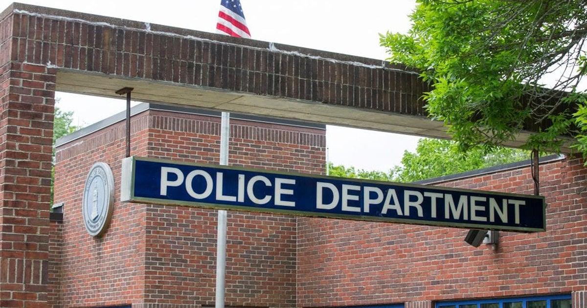 Blank Jeep key fobs, programming equipment stolen from locksmith in