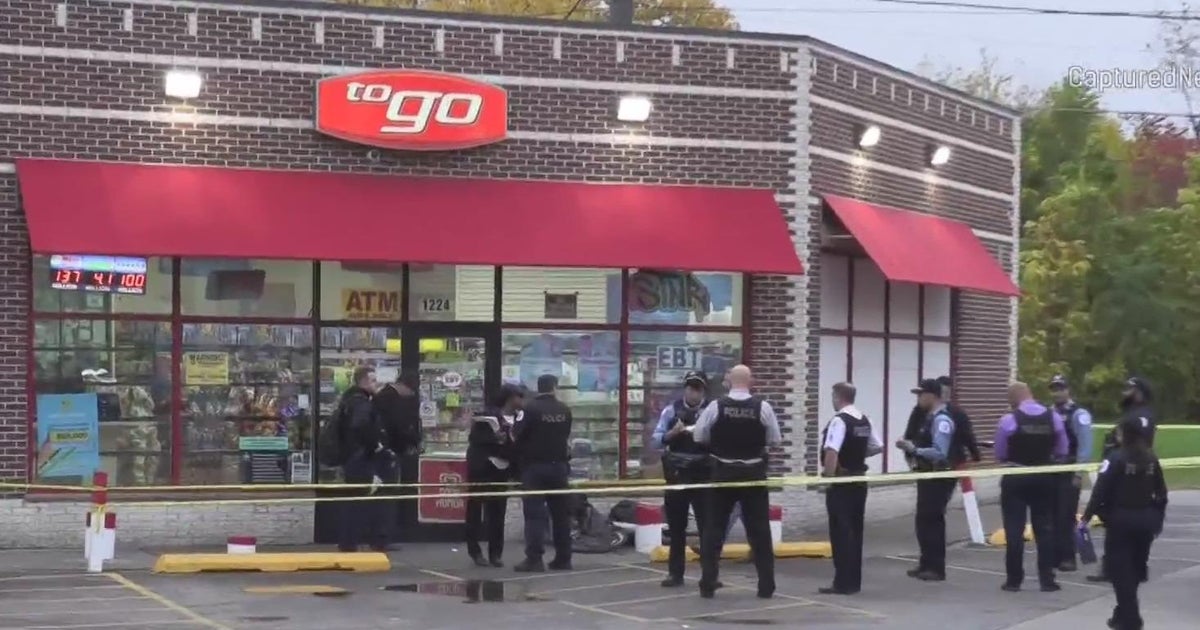 Gunman on loose after fatal shooting near Chicago gas station CBS Chicago