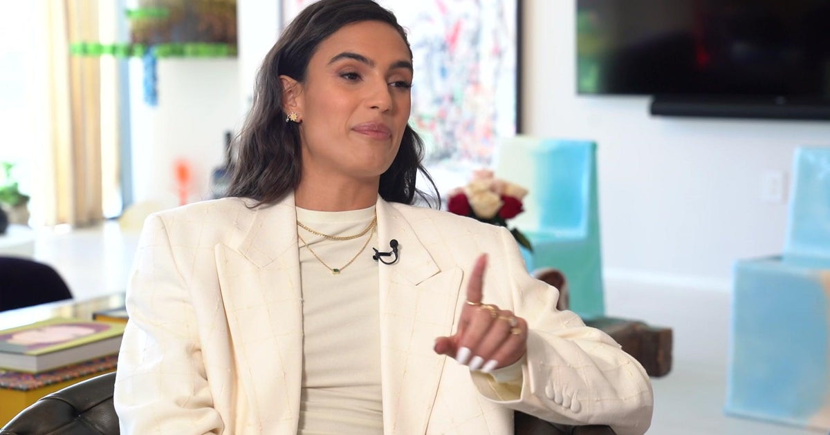 Isabela Rangel Grutman goes from modeling to launching her individual clothes line Isabela Rangel Grutman goes from modeling to launching her individual clothes line