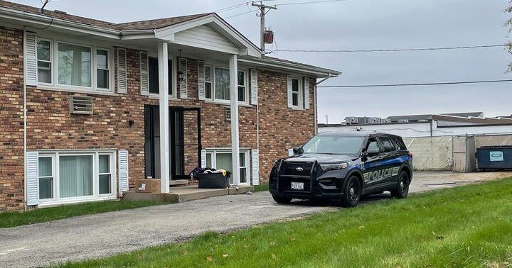 Woman, 16-year-old boy found shot to death inside suburban Chicago ...