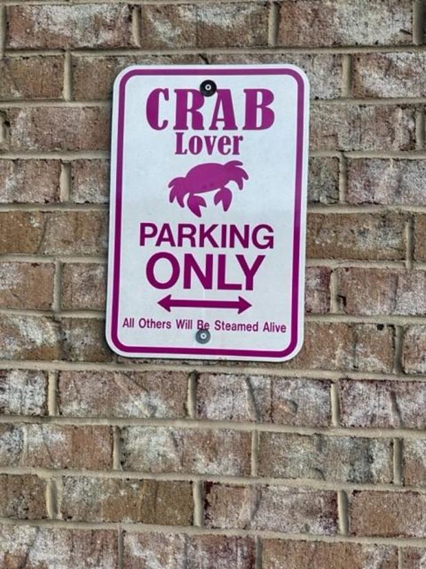 crab-sign.jpg 