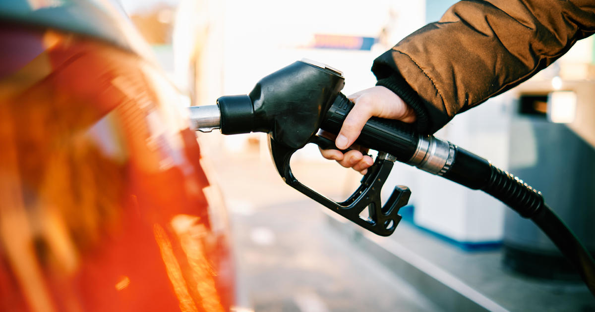 Това е най-евтиният Ден на благодарността за шофьорите от 2020 г. насам. Ето къде цените на бензина могат да се повишат след това.