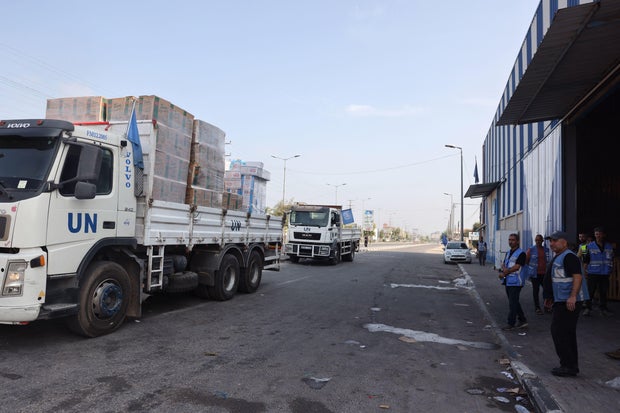 U.N. aid warehouses looted in Gaza as Netanyahu declares second phase in war