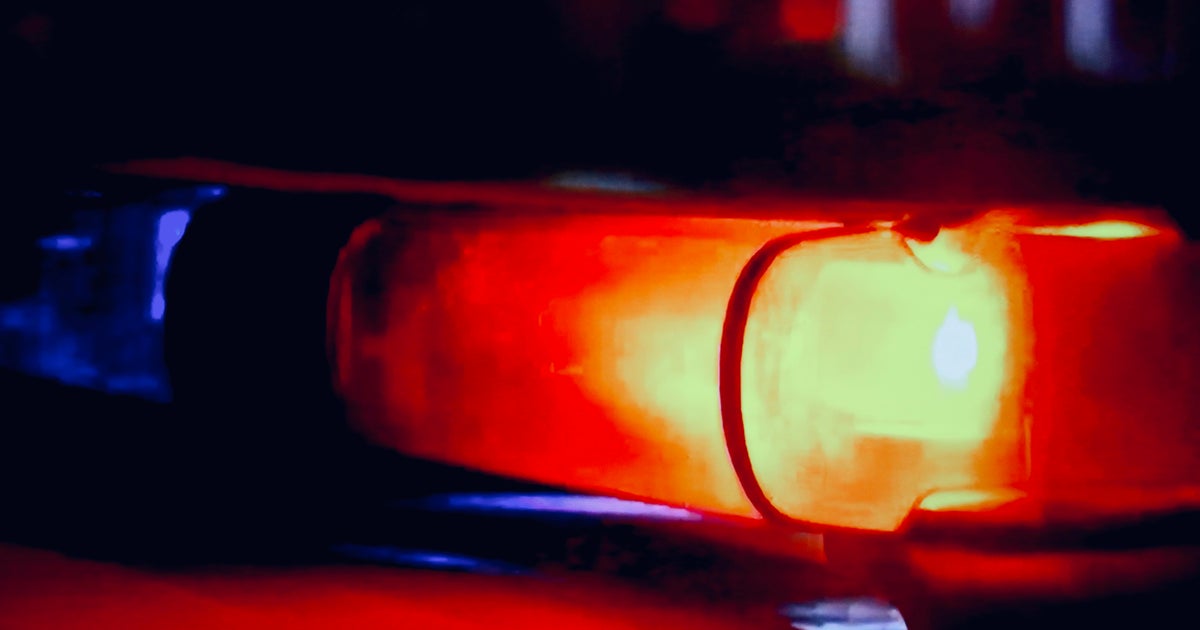 Lady killed immediately after having hit by car or truck in northern Miami Lady killed immediately after having hit by car or truck in northern Miami