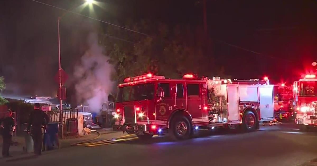 A fatal house fire in South Sacramento leaves 1 dead victim