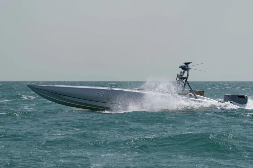 boat.jpg 