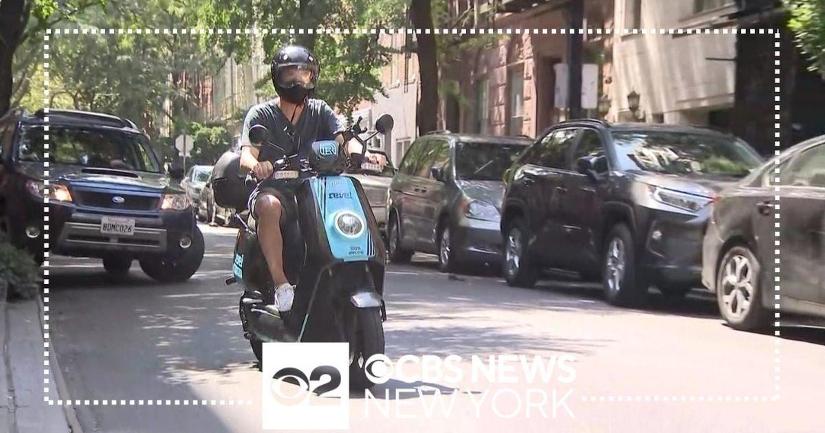 Revel's electric mopeds return to NYC with new in-app safety test and  mandatory helmet selfies - The Verge