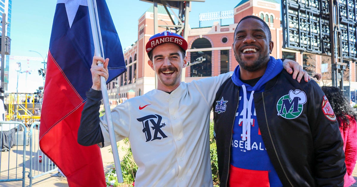 Through their lens: Texas Rangers fans reminisce on their first and favorite ballpark memories - Vimarsana News