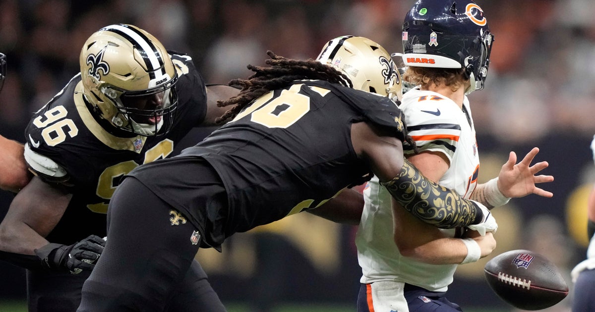 QB Tyson Bagent has 4 turnovers in Bears 2417 loss to Saints