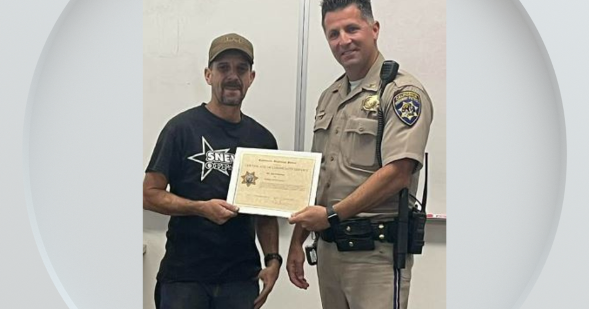 Nevada County man honored for helping CHP officer headed to call change a flat tire